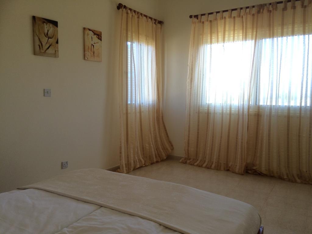 Villa Riverside Polis Ruang foto