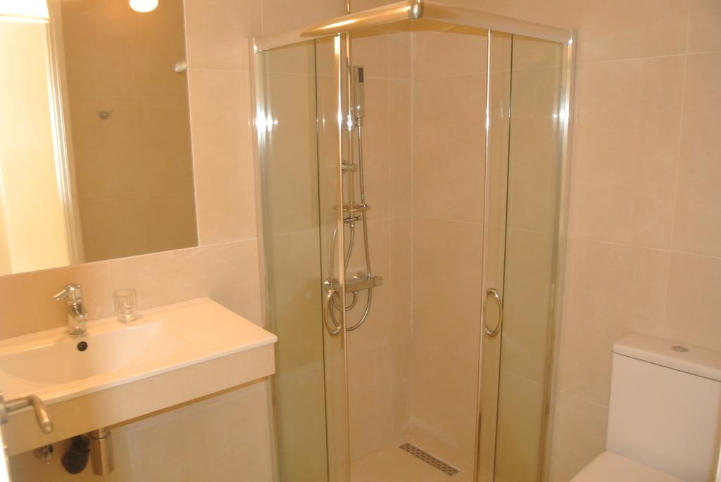 Villa Riverside Polis Bagian luar foto